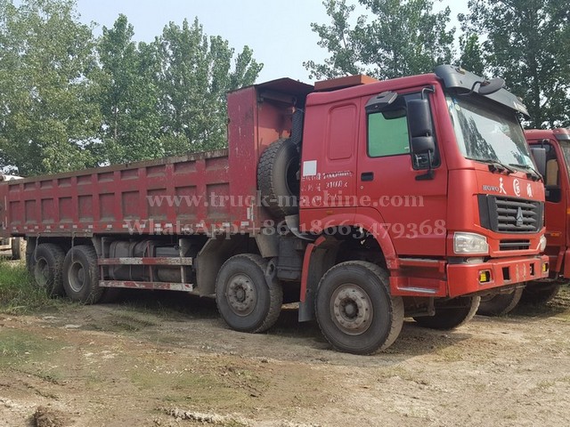 HOWO 8x4 DUMP TRUCK 371