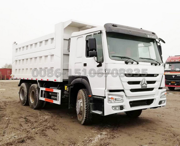 White Color HOWO Tipper Dump Truck